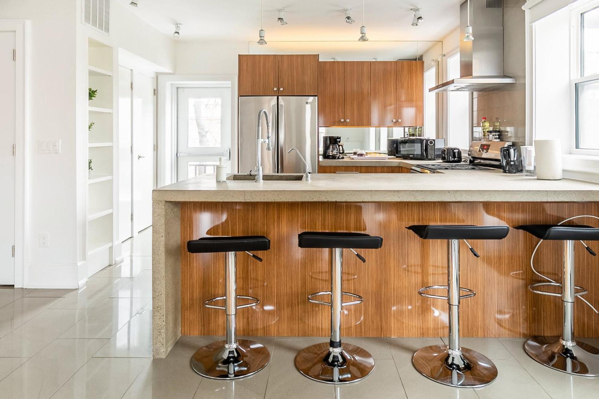 Modern 2 Bedroom Condo - Heart Of Leslieville Toronto Zewnętrze zdjęcie